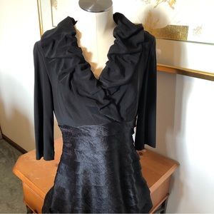 Adrianna Papell Women’s Size 10 Black V-Neck Ruffle Top Cocktail Formal Dress